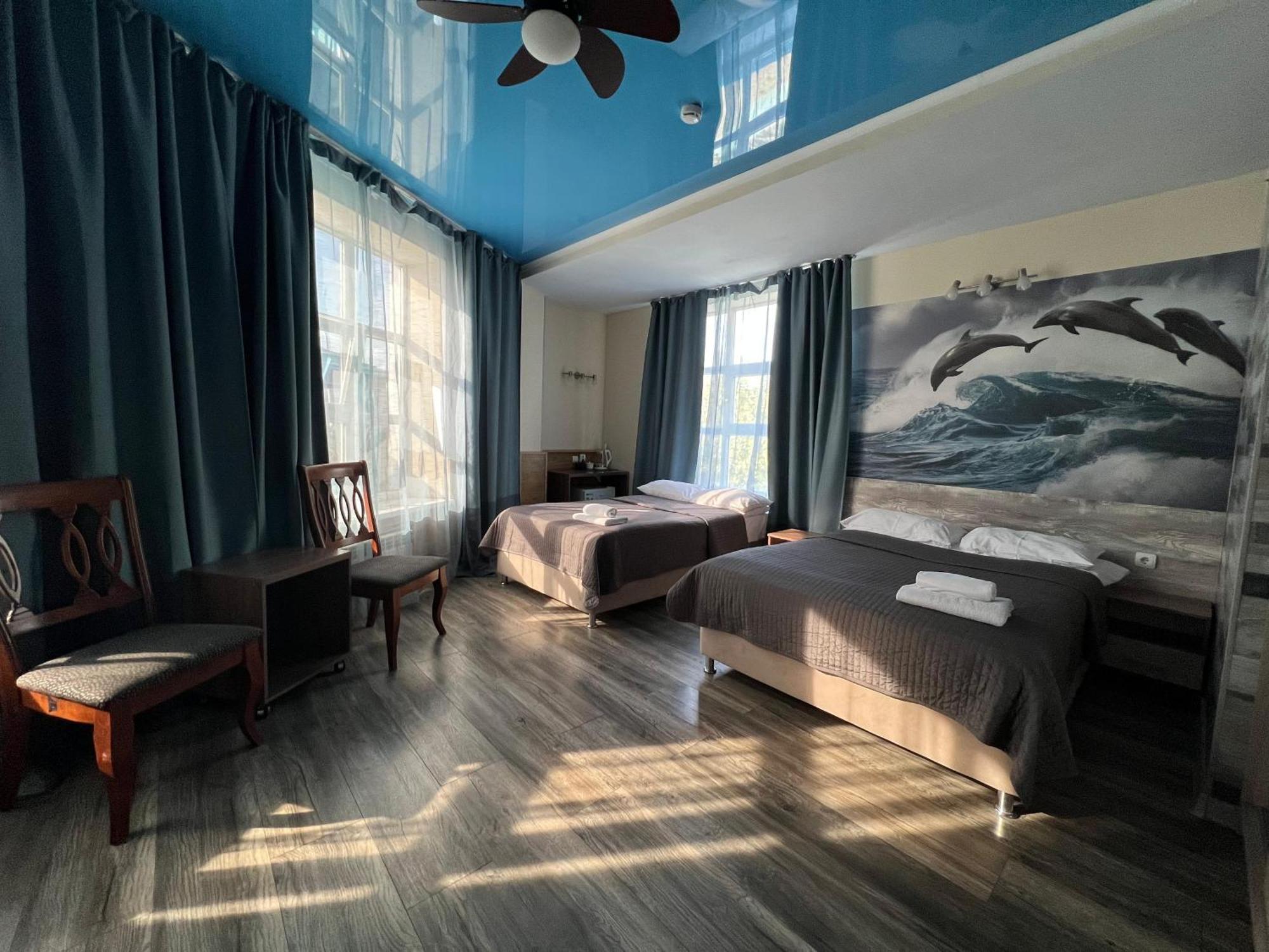Three Dolphins Hotel 악타우 외부 사진